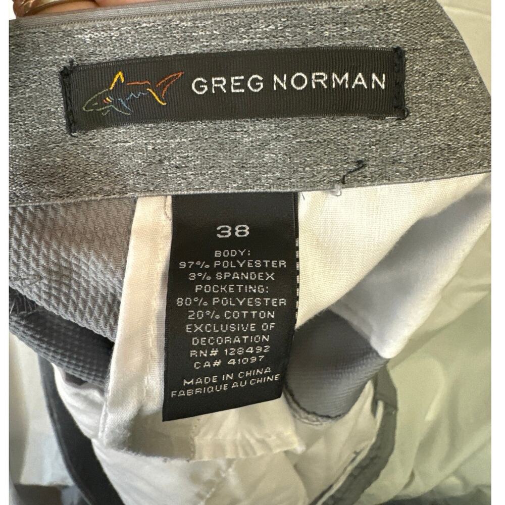 Greg Norman Grey Golf Shorts Size 38‎ - Picture 3 of 4